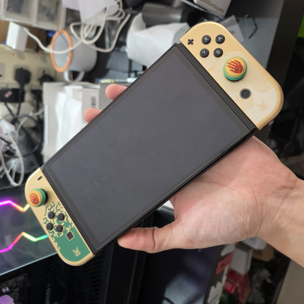 Switch OLED JB 256G Zelda Full Set